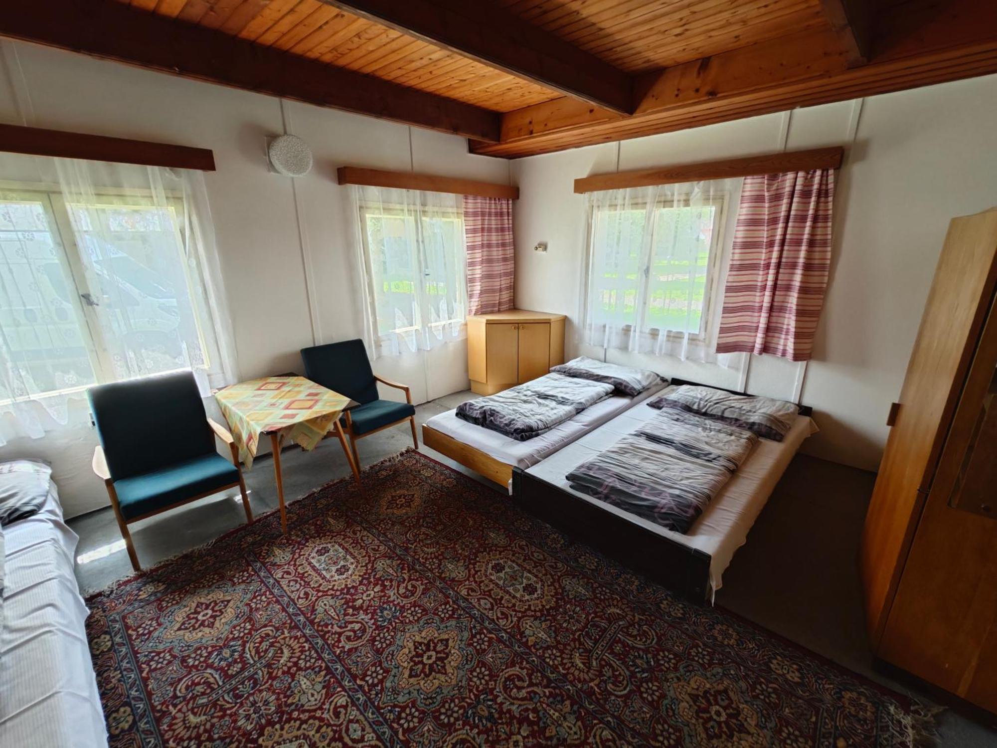 Bungalovy Roznov Villa Roznov pod Radhostem Exterior photo